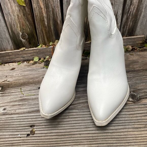 Madden Girl Arizona western Boot in Bone Paris size 6 - Picture 12 of 16
